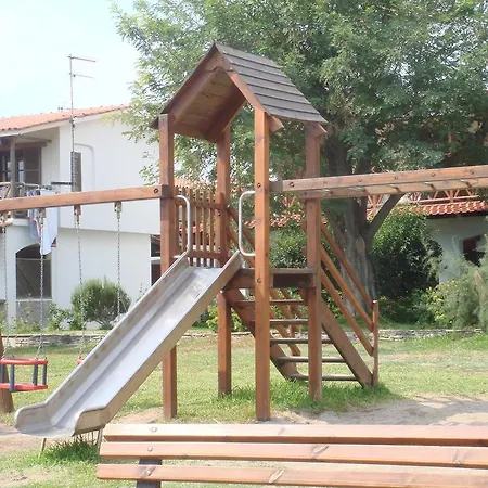 Mikiverna Maisonnette Nyaraló